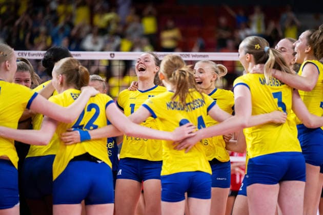 260825 Hanna Hellvig and Elma Olofsson of Sweden celebrate after the CEV EuroVolley 2026 group stage volleyball match between Sweden and Croatia on August 25, 2026 in Gothenburg. Photo: Mathias Bergeld BILDBYRAN kod MB MB1406 volleyboll volleyball cev eurovolley 2026 volleyboll-em sverige croatia sweden day 5 dam bbeng kroatien women kvinner celebration jubel *** August 25, 2026: Hanna Hellvig and Elma Olofsson of Sweden celebrate after the CEV EuroVolley 2026 group stage volleyball match between Sweden and Croatia on August 25, 2026 in Gothenburg. Photo by Mathias Bergeld, BILDBYRAN, code MB MB1406. volleyball, CEV EuroVolley 2026, European Volleyball Championship, Sweden, Croatia, Day 5, women s volleyball, celebration, cheers  Copyright: MATHIASxBERGELD BB260825MB053