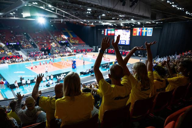 260825 Spectators during the CEV EuroVolley 2026 group stage volleyball match between Sweden and Croatia on August 25, 2026 in Gothenburg. Photo: Mathias Bergeld BILDBYRAN kod MB MB1406 volleyboll volleyball cev eurovolley 2026 volleyboll-em sverige croatia sweden day 5 dam bbeng kroatien women kvinner publik *** 260825 Spectators during the CEV EuroVolley 2026 group stage volleyball match between Sweden and Croatia on August 25, 2026 in Gothenburg. Photo by Mathias Bergeld, BILDBYRAN, code MB MB1406. volleyball, CEV EuroVolley 2026, European Volleyball Championship, Sweden, Croatia, Day 5, women s volleyball, Croatia, women, audience  Copyright: MATHIASxBERGELD BB260825MB063