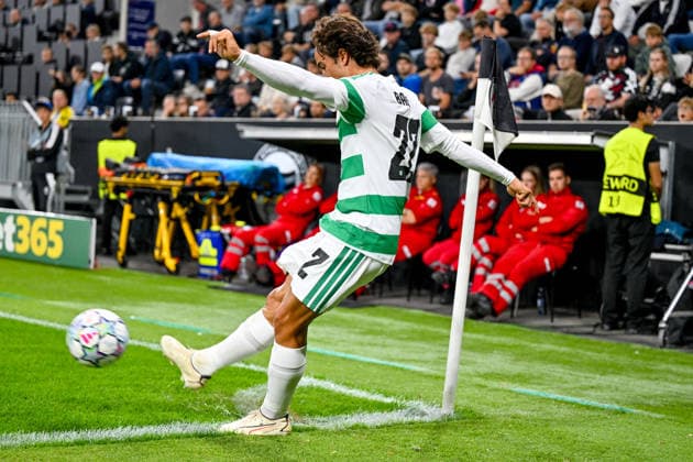 25.08.2025, Oberoesterreich Arena Linz, AUT, Champions League Play Off, LASK Linz (AUT) vs Celtic Glasgow FC (SCO), im Bild Mika Baur (Celtic Glasgow) Champions League Play Off, LASK Linz (AUT) vs Celtic Glasgow FC (SCO) in Linz, Austria on 2026 08 25 Linz Oberoesterreich Austria