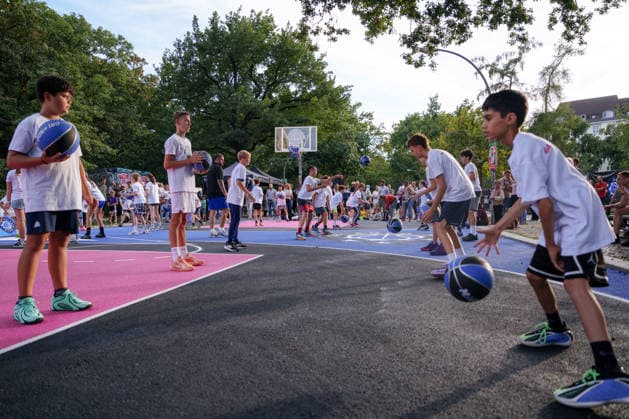 Eröffnung Basketball-Court Lietzenseepark - Orlando Magic Deutschland Sommer Tour 2026 Neu gestalteter Basketball-Court, aufgenommen zur Eröffnung am 25.08.2026 im Lietzenseepark, Berlin Berlin Lietzenseepark Berlin Deutschland