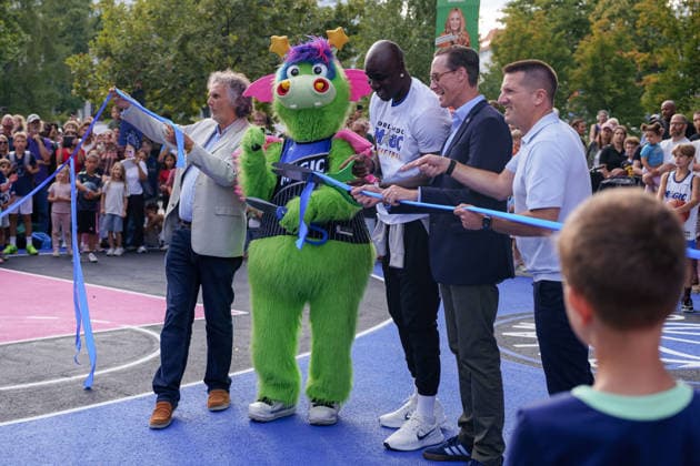 Eröffnung Basketball-Court Lietzenseepark - Orlando Magic Deutschland Sommer Tour 2026 Neu gestalteter Basketball-Court, aufgenommen zur Eröffnung am 25.08.2026 im Lietzenseepark, Berlin Berlin Lietzenseepark Berlin Deutschland *** Opening of the Lietzenseepark Basketball Court: Orlando Magic Germany Summer Tour 2026. Newly redesigned basketball court, photographed at the opening on August 25, 2026, at Lietzenseepark, Berlin, Berlin, Lietzenseepark, Berlin, Germany