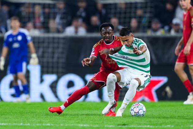 SOCCER - UEFA CL, LASK vs Celtic LINZ,AUSTRIA,25.AUG.26 - SOCCER - UEFA Champions League, play-off, Linzer ASK vs Celtic Glasgow. Image shows George Bello (LASK) and Camilo Duran (Celtic).  GEPAxpictures xChristianxMoser