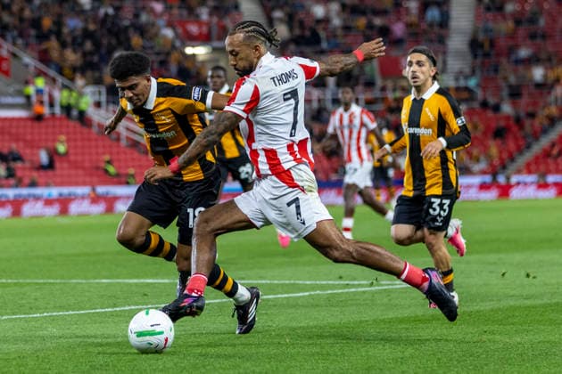 25th August 2026; Bet365 Stadium, Stoke, Staffordshire, England; Carabao Cup Football, Stoke City versus Hull City; Sorba Thomas of Stoke City under pressure from Cody Drameh of Hull City TimxWilliams