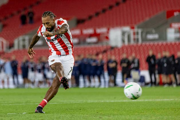 25th August 2026; Bet365 Stadium, Stoke, Staffordshire, England; Carabao Cup Football, Stoke City versus Hull City; Sorba Thomas of Stoke City scores a penalty TimxWilliams