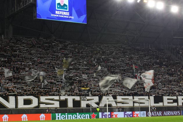 LINZ, AUSTRIA - AUGUST 25: fans of LASK during the UEFA Champions League Play-off 2nd leg match between LASK and Celtic Glasgow at Oberoesterreich Arena on August 25, 2026 in Linz, Austria. (Photo by Severin Aichbauer Sports Press Photo SPP)  Copyright: xSeverinxAichbauer SPPx Sportspressphoto_SPR215966
