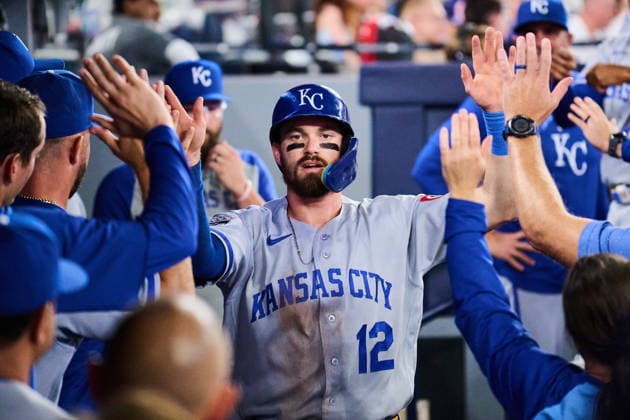 August 25, 2026, Toronto, On, Canada: Kansas City Royals Nick Loftin (12) celebrates with his team after scoring against the Toronto Blue Jays during sixth inning MLB, Baseball Herren, USA baseball action in Toronto, on Tuesday, Aug. 25, 2026. Canada News - August 25, 2026 - ZUMAc35_ 20260825_zaf_c35_121 Copyright: xSammyxKoganx