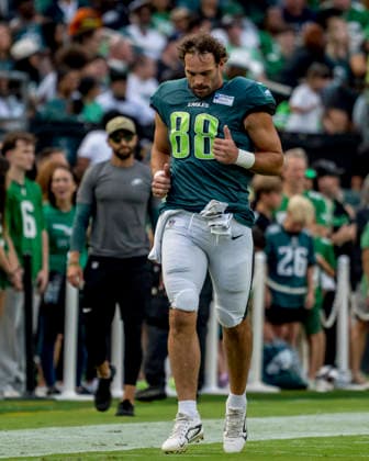 August 25, 2026, Philadelphia, Pa, USA: Philadelphia Eagles tight end Dallas Goedert practices during the Philadelphia Eagles public practice at Lincoln Financial Field in Philadelphia, Pennsylvania on August 25, 2026. Cal Media NFL, American Football Herren, USA 2026: Philadelphia Eagles Public Practice AUG 25  - ZUMAcs17 20260825_faf_cs17_003 Copyright: xScottxSeriox