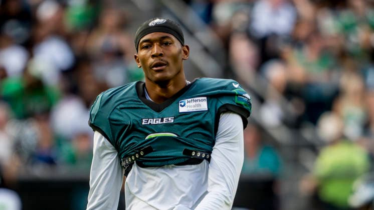 NFL, American Football Herren, USA 2026: Philadelphia Eagles Public Practice AUG 25 August 25, 2026, Philadelphia, Pa, USA: Philadelphia Eagles wide receiver DeVonta Smith warms up during the Philadelphia Eagles public practice at Lincoln Financial Field in Philadelphia, Pennsylvania on August 25, 2026. Scott Serio Cal Media(Credit Image: Scott Serio Cal Sport Media) Philadelphia Pa USA EDITORIAL USE ONLY Copyright: xx ZUMA-20260825_faf_cs17_006.jpg ScottxSeriox csmphotothree514850