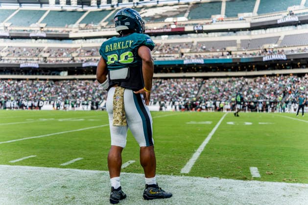 August 25, 2026, Philadelphia, Pa, USA: Philadelphia Eagles running back Saquon Barkley practices during the Philadelphia Eagles public practice at Lincoln Financial Field in Philadelphia, Pennsylvania on August 25, 2026. Cal Media NFL, American Football Herren, USA 2026: Philadelphia Eagles Public Practice AUG 25  - ZUMAcs17 20260825_faf_cs17_034 Copyright: xScottxSeriox