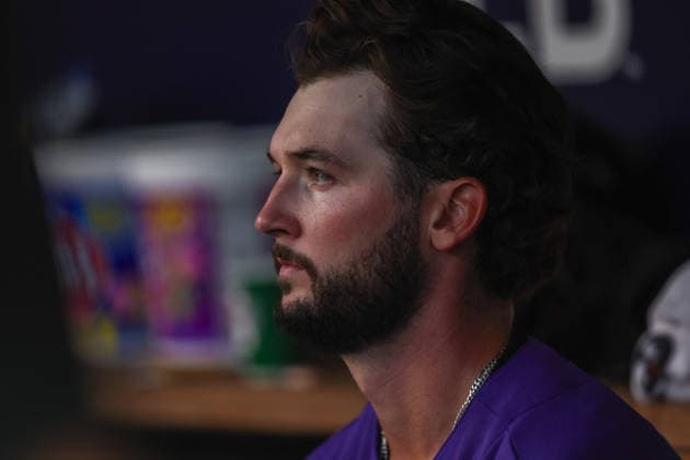 August 25, 2026, Washington D.C, District Of Columbia, United States: Washington, DC; Colorado Rockies pitcher Mason Adams (38) sits in the dugout between innings during the Major League Baseball game between the Washington Nationals and the Colorado Rockies at Nationals Park on Tuesday, August 25, 2026. The Rockies beat the Nationals 3-1. MLB, Baseball Herren, USA Colorado Rockies 3:1 Washington Nationals  - ZUMAp258 20260825_znp_p258_001 Copyright: xStevexPrakopex