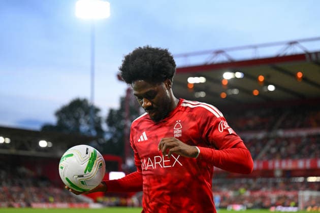 Nottingham Forest v Leeds United - Carabao Cup Second Round Ola Aina of Nottingham Forest during the Carabao Cup Second Round match between Nottingham Forest and Leeds United at the City Ground in Nottingham, on August 25, 2026. Nottingham Nottinghamshire United Kingdom  Copyright: xMIxNewsx originalFilename:fletcher-nottingh260825_npXJW.jpg