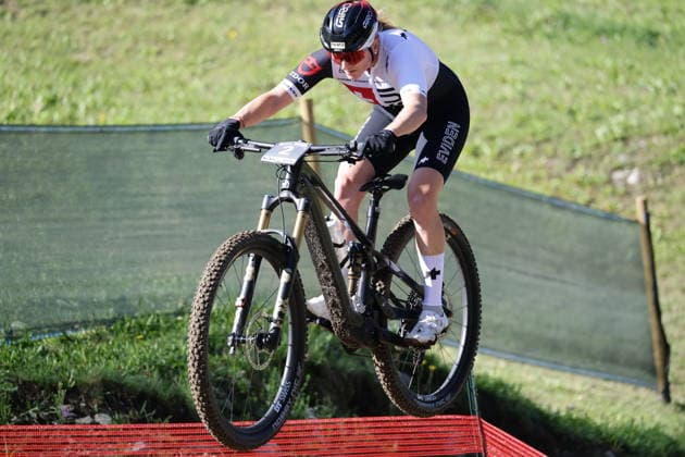 26.08.2026, Daolasa di Commezzadura, Val di Sole Bikeland, 2026 UCI MTB World Championship, WM, Weltmeisterschaft Women Elite s E-MTB XC (E-MTB Cross Country) Kathrin Stirnemann 2 (SUI) Daolasa di Commezzadura Val di Sole Bikeland Trento Italy *** August 26, 2026, Daolasa di Commezzadura, Val di Sole Bikeland, 2026 UCI MTB World Championships Women s Elite E MTB XC (Women s Elite E MTB Cross Country) Kathrin Stirnemann 2 SUI Daolasa di Commezzadura Val di Sole Bikeland Trento, Italy Copyright: xJustPictures.ch FrancescoxMinghettix jp-en-FrMi-MNG_0241