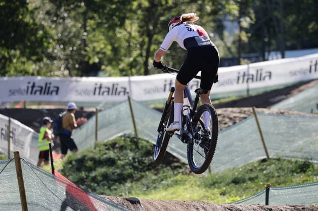 26.08.2026, Daolasa di Commezzadura, Val di Sole Bikeland, 2026 UCI MTB World Championship, WM, Weltmeisterschaft Women Elite s E-MTB XC (E-MTB Cross Country) Kathrin Stirnemann 2 (SUI) Daolasa di Commezzadura Val di Sole Bikeland Trento Italy *** August 26, 2026, Daolasa di Commezzadura, Val di Sole Bikeland, 2026 UCI MTB World Championships – Women s Elite E MTB XC (MTB Cross Country) Kathrin Stirnemann 2 SUI Daolasa di Commezzadura Val di Sole Bikeland Trento, Italy Copyright: xJustPictures.ch FrancescoxMinghettix jp-en-FrMi-MNG_0066