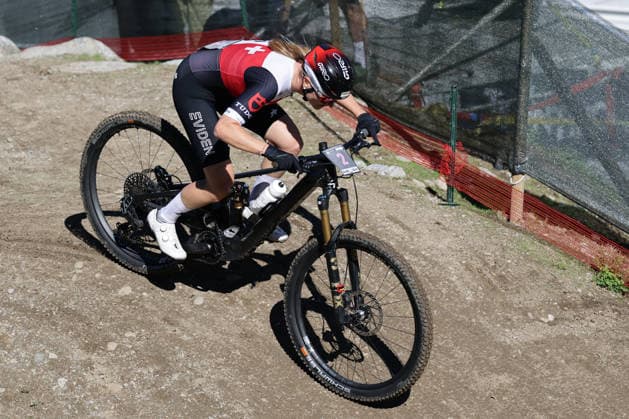 26.08.2026, Daolasa di Commezzadura, Val di Sole Bikeland, 2026 UCI MTB World Championship, WM, Weltmeisterschaft Women Elite s E-MTB XC (E-MTB Cross Country) Kathrin Stirnemann 2 (SUI) Daolasa di Commezzadura Val di Sole Bikeland Trento Italy *** August 26, 2026, Daolasa di Commezzadura, Val di Sole Bikeland, 2026 UCI MTB World Championships Women s Elite E MTB XC (E MTB Cross Country) Kathrin Stirnemann 2 SUI Daolasa di Commezzadura Val di Sole Bikeland Trento, Italy Copyright: xJustPictures.ch FrancescoxMinghettix jp-en-FrMi-MNG_0205