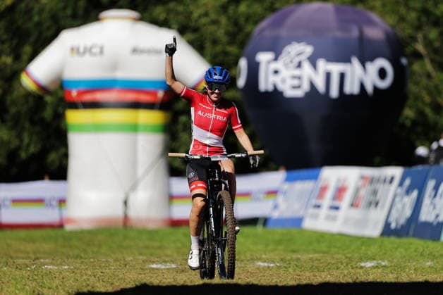 2026 UCI Mountain Bike World Championships Picture by Alex Whitehead SWpix.com - 26 08 2026 - Cycling - 2026 UCI Mountain Bike World Championships - Val di Sole, Trentino, Italy - E-mountain bike (E-MTB) Cross Country - Women Elite - Anna Spielmann (Austria) wins to become World Champion Copyright: x xSWpix.comx(t axPhotographyxHubxLtd)xAlexxWhitehead SWpix.comx SWP-3030-19413