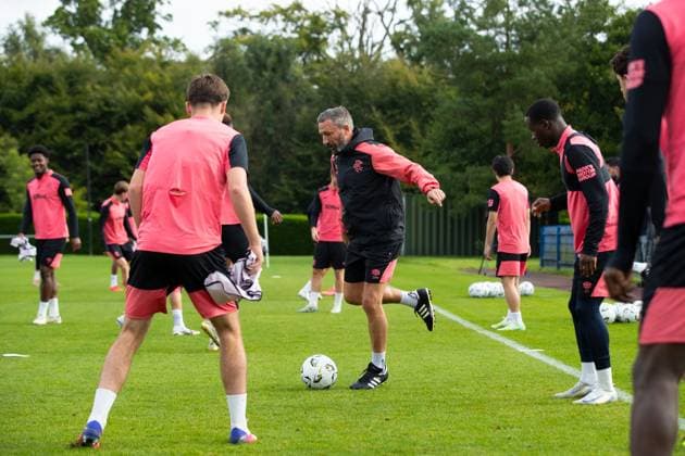 Rangers manager Derek McInnes at training ahead of tomorrow s UEFA Conference League qualifying match against Jablonec. Rangers Training - The Rangers Training Centre, Glasgow, Lanarkshire, Scotland, UK - 26 Aug 2026Glasgow The Rangers Training Centre Lanarkshire United Kingdom  Copyright: xO Rourke RangersxFC Shutterstockx 17117524ap
