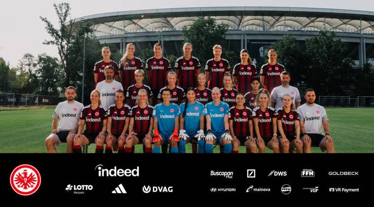 SGE Eintracht Frankfurt 1.BL Frauen, Porträttermin 2026 2027, ACHTUNG FOTOMONTAGE: Mannschaftsfoto SGE Eintracht Frankfurt; *** 1st Division Women, Photo Shoot 2026–2027, NOTE: PHOTOMONTAGE— SGE Eintracht Frankfurt Team Photo 1.BL Frauen - SGE Eintracht Frankfurt Mannschaftsfoto *** SGE Eintracht Frankfurt Women s 1st Division, Photo Shoot 2026–2027, ATTENTION: PHOTOMONTAGE SGE Eintracht Frankfurt Team Photo *** Women s 1st Division, Photo Shoot 2026–2027, NOTE: PHOTOMONTAGE— SGE Eintracht Frankfurt Team Photo 1st Division Women SGE Eintracht Frankfurt Team Photo