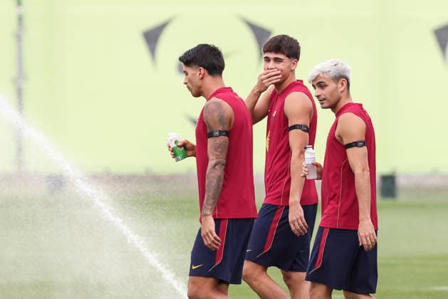 August 26, 2026, Sant Joan Despi, Barcelona, Spain: Joao Cancelo, Pau Cubarsi and Pedri during the training day of FC Barcelona, Barca ahead the Spanish League, Laliga EA Sports, football match against Athletic Club at Ciudad Esportiva Joan Gamper on August 26, 2026 in Sant Joan Despi, Barcelona, Spain. FC Barcelona Training And press conference, PK, Pressekonferenz - LaLiga EA Sports  - ZUMAa181 20260826_zaa_a181_028 Copyright: xJavierxBorregox