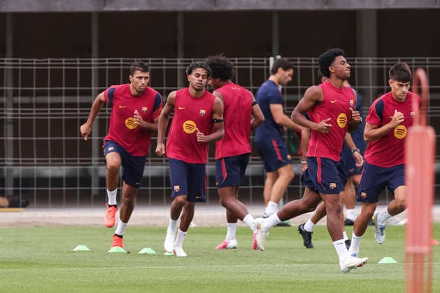 August 26, 2026, Sant Joan Despi, Barcelona, Spain: Lamine Yamal and Rodri during the training day of FC Barcelona, Barca ahead the Spanish League, Laliga EA Sports, football match against Athletic Club at Ciudad Esportiva Joan Gamper on August 26, 2026 in Sant Joan Despi, Barcelona, Spain. FC Barcelona Training And press conference, PK, Pressekonferenz - LaLiga EA Sports  - ZUMAa181 20260826_zaa_a181_035 Copyright: xJavierxBorregox