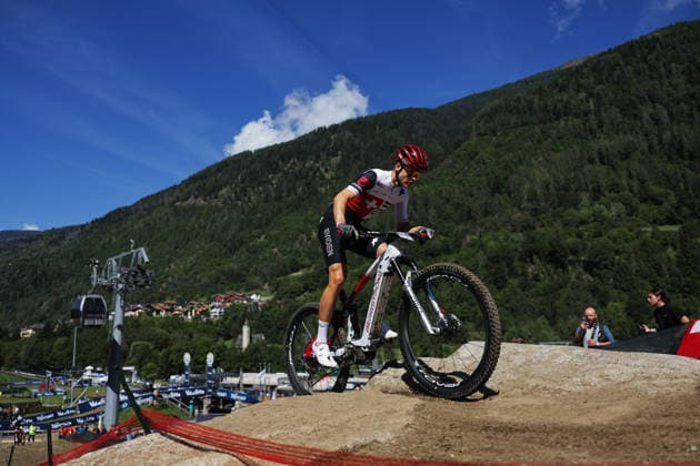 2026 UCI Mountain Bike World Championships Picture by Alex Whitehead SWpix.com - 26 08 2026 - Cycling - 2026 UCI Mountain Bike World Championships - Val di Sole, Trentino, Italy - E-mountain bike (E-MTB) Cross Country - Men Elite - Lukas Dennda (Switzerland) Copyright: x xSWpix.comx(t axPhotographyxHubxLtd)xAlexxWhitehead SWpix.comx SWP-3030-19441