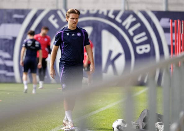 SOCCER - UEFA ECL, A.Wien vs Braga VIENNA,AUSTRIA,26.AUG.26 - SOCCER - UEFA Conference League, play-off, Austria Wien vs Sporting Braga, preview, training A.Wien. Image shows Julian Hettwer (A.Wien).  GEPAxpictures xArminxRauthner
