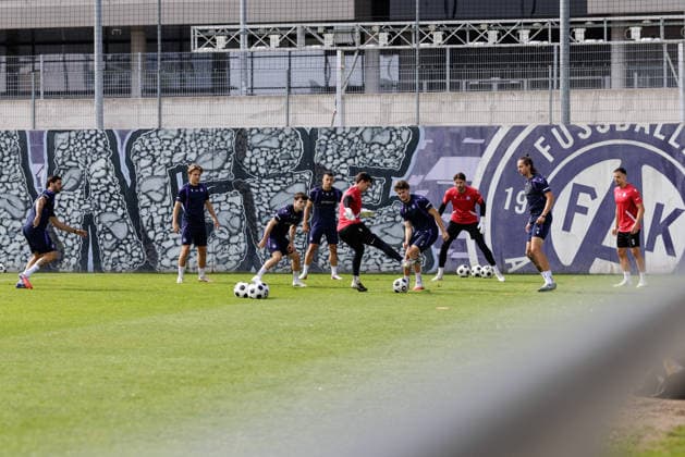 SOCCER - UEFA ECL, A.Wien vs Braga VIENNA,AUSTRIA,26.AUG.26 - SOCCER - UEFA Conference League, play-off, Austria Wien vs Sporting Braga, preview, training A.Wien. Image shows the team of A.Wien.  GEPAxpictures xArminxRauthner