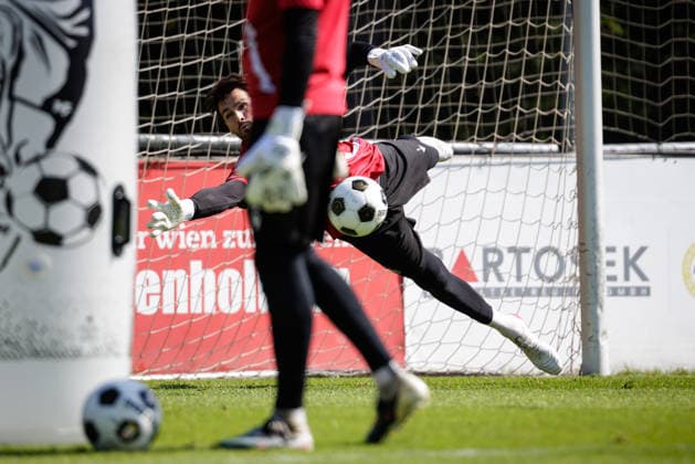SOCCER - UEFA ECL, A.Wien vs Braga VIENNA,AUSTRIA,26.AUG.26 - SOCCER - UEFA Conference League, play-off, Austria Wien vs Sporting Braga, preview, training A.Wien. Image shows Samuel Sahin-Radlinger (A.Wien).  GEPAxpictures xArminxRauthner