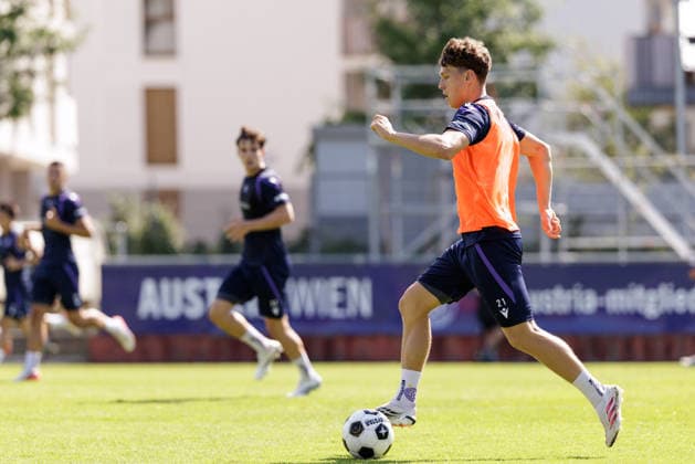 SOCCER - UEFA ECL, A.Wien vs Braga VIENNA,AUSTRIA,26.AUG.26 - SOCCER - UEFA Conference League, play-off, Austria Wien vs Sporting Braga, preview, training A.Wien. Image shows Matteo Schablas (A.Wien).  GEPAxpictures xArminxRauthner