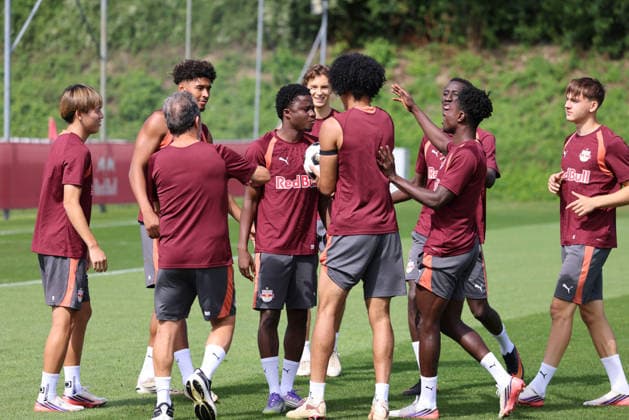 SOCCER - UEFA EL, RBS vs Mjaellby SALZBURG,AUSTRIA,26.AUG.26 - SOCCER - UEFA Europa League, play-off, Red Bull Salzburg vs Mjaellby AIF, preview, training RBS. Image shows Aboubacar Camara (RBS).  GEPAxpictures xMathiasxMandl
