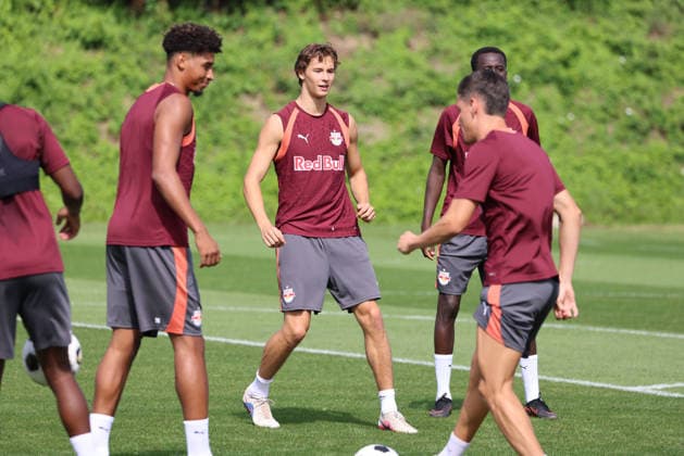 SOCCER - UEFA EL, RBS vs Mjaellby SALZBURG,AUSTRIA,26.AUG.26 - SOCCER - UEFA Europa League, play-off, Red Bull Salzburg vs Mjaellby AIF, preview, training RBS. Image shows John Mellberg (RBS).  GEPAxpictures xMathiasxMandl