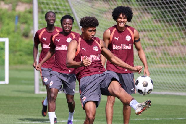 SOCCER - UEFA EL, RBS vs Mjaellby SALZBURG,AUSTRIA,26.AUG.26 - SOCCER - UEFA Europa League, play-off, Red Bull Salzburg vs Mjaellby AIF, preview, training RBS. Image shows Justin Omoregie (RBS).  GEPAxpictures xMathiasxMandl