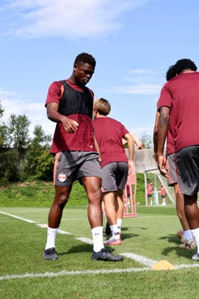 SOCCER - UEFA EL, RBS vs Mjaellby SALZBURG,AUSTRIA,26.AUG.26 - SOCCER - UEFA Europa League, play-off, Red Bull Salzburg vs Mjaellby AIF, preview, training RBS. Image shows Karim Konate (RBS).  GEPAxpictures xMathiasxMandl