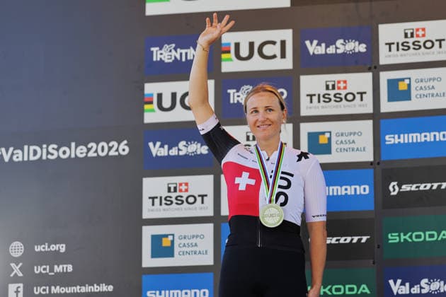 2026 UCI Mountain Bike World Championships Picture by Alex Whitehead SWpix.com - 26 08 2026 - Cycling - 2026 UCI Mountain Bike World Championships - Val di Sole, Trentino, Italy - E-mountain bike (E-MTB) Cross Country - Women Elite Podium - Kathrin Stirnemann (Switzerland) receiving the Silver Medal Copyright: x xSWpix.comx(t axPhotographyxHubxLtd)xAlexxWhitehead SWpix.comx SWP-3030-19479