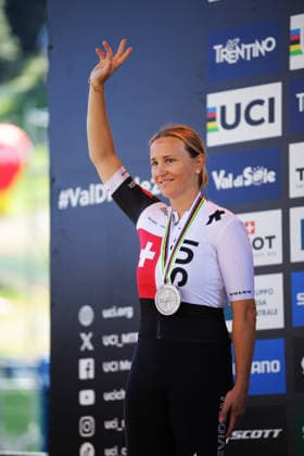 2026 UCI Mountain Bike World Championships Picture by Ed Sykes SWpix.com - 26 08 2026 - Cycling - 2026 UCI Mountain Bike World Championships - Val di Sole, Trentino, Italy - E-mountain bike (E-MTB) Cross Country - Women Elite Podium - Kathrin Stirnemann (Switzerland) receiving the Silver Medal Copyright: x xSWpix.comx(t axPhotographyxHubxLtd)xEdxSykes SWpix.comx SWP-3030-19488