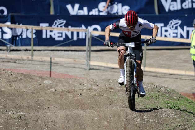26.08.2026, Daolasa di Commezzadura, Val di Sole Bikeland, 2026 UCI MTB World Championship, WM, Weltmeisterschaft Men Elite s E-MTB XC (E-MTB Cross Country) Lukas Dennda 4 (SUI) Daolasa di Commezzadura Val di Sole Bikeland Trento Italy *** August 26, 2026, Daolasa di Commezzadura, Val di Sole Bikeland, 2026 UCI MTB World Championships Men s Elite E MTB XC E MTB Cross Country Lukas Dennda 4 SUI Daolasa di Commezzadura Val di Sole Bikeland Trento, Italy Copyright: xJustPictures.ch FrancescoxMinghettix jp-en-FrMi-MNG_0117