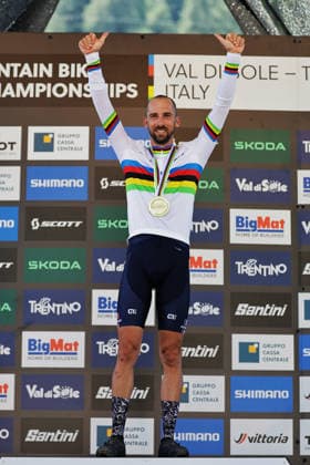 2026 UCI Mountain Bike World Championships Picture by Alex Whitehead SWpix.com - 26 08 2026 - Cycling - 2026 UCI Mountain Bike World Championships - Val di Sole, Trentino, Italy - E-mountain bike (E-MTB) Cross Country - Men Elite Podium - Jerome Gilloux (France) wins the Gold Medal to become World Champion Copyright: x xSWpix.comx(t axPhotographyxHubxLtd)xAlexxWhitehead SWpix.comx SWP-3030-19496