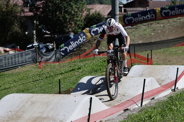 26.08.2026, Daolasa di Commezzadura, Val di Sole Bikeland, 2026 UCI MTB World Championship, WM, Weltmeisterschaft Men Elite s E-MTB XC (E-MTB Cross Country) Joris Ryf 2 (SUI) Daolasa di Commezzadura Val di Sole Bikeland Trento Italy *** August 26, 2026, Daolasa di Commezzadura, Val di Sole Bikeland, 2026 UCI MTB World Championships Men s Elite E MTB XC E MTB Cross Country Joris Ryf 2 SUI Daolasa di Commezzadura Val di Sole Bikeland Trento, Italy Copyright: xJustPictures.ch FrancescoxMinghettix jp-en-FrMi-MNG_0188