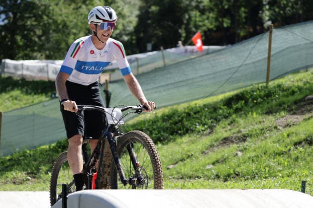 26.08.2026, Daolasa di Commezzadura, Val di Sole Bikeland, 2026 UCI MTB World Championship, WM, Weltmeisterschaft Men Elite s E-MTB XC (E-MTB Cross Country) Tommaso Bianchetti 7 (ITA) Daolasa di Commezzadura Val di Sole Bikeland Trento Italy *** August 26, 2026, Daolasa di Commezzadura, Val di Sole Bikeland, 2026 UCI MTB World Championships Men s Elite E MTB XC E MTB Cross Country Tommaso Bianchetti 7 ITA Daolasa di Commezzadura Val di Sole Bikeland Trento Italy Copyright: xJustPictures.ch FrancescoxMinghettix jp-en-FrMi-MNG_0234