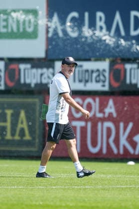 Besiktas complete preparations for Kauno Zalgiris Europa League Play-Off match ISTANBUL, TURKIYE - AUGUST 26: Head Coach Vincenzo Italiano Besiktas leads a training session at BJK Nevzat Demir Training Facilities ahead of the UEFA Europa League play-off second-leg match against Lithuanian side Kauno Zalgiris, on August 26, 2026 in Istanbul, Turkiye. Muhammed Ali Yigit Anadolu Istanbul Turkey. Editorial use only. Please get in touch for any other usage.  Copyright: x2026xAnadoluxMuhammedxAlixYigitx
