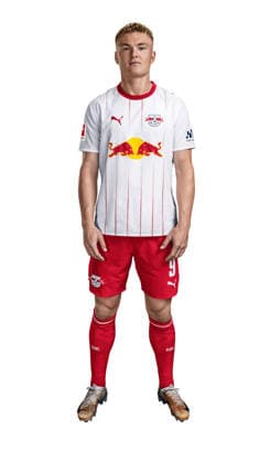 Achtung: Redaktionelle Nutzung honorarfrei - Attention: Free of charge for editorial use - Conrad Harder - RB Leipzig, Fußball, 1. Bundesliga *** Conrad Harder - RB Leipzig Soccer, Bundesliga 1 *** Note: Free of charge for editorial use. Attention: Free of charge for editorial use. Conrad Harder, RB Leipzig, Soccer, Bundesliga 1 *** Conrad Harder, RB Leipzig, Soccer, Bundesliga 1