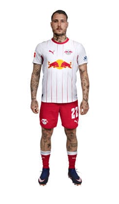 Achtung: Redaktionelle Nutzung honorarfrei - Attention: Free of charge for editorial use - David Raum - RB Leipzig, Fußball, 1. Bundesliga *** David Raum - RB Leipzig Soccer, Bundesliga 1 *** Note: Free of charge for editorial use David Raum, RB Leipzig, Soccer, Bundesliga 1 *** David Raum, RB Leipzig, Soccer, Bundesliga 1