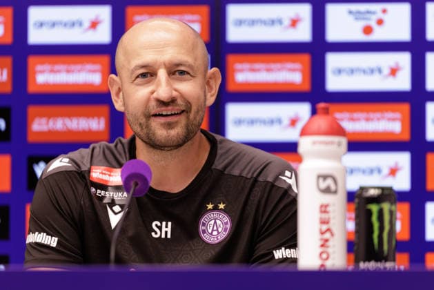 SOCCER - UEFA ECL, A.Wien vs Braga VIENNA,AUSTRIA,26.AUG.26 - SOCCER - UEFA Conference League, play-off, Austria Wien vs Sporting Braga, preview, press conference, PK, Pressekonferenz A.Wien. Image shows head coach Stephan Helm (A.Wien).  GEPAxpictures xArminxRauthner