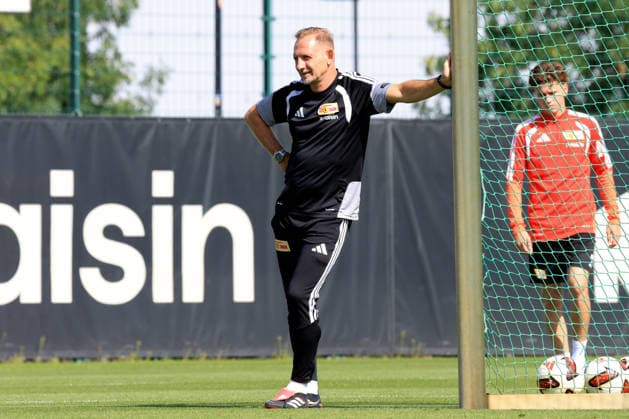 26.08.2026, GER Deutschland, Fussball, 1.Fussballbundesliga, 2026 2027, Alte Foersterei, 1.FC Union , Training Cheftrainer Mauro Lustrinelli (1.FC Union Berlin) 1. Liga: DFB DFL regulations prohibit any use of photographs as image sequences and or quasi-video) Berlin Stadion Alte Foersterei Berlin Deutschland *** August 26, 2026, GER Germany, Soccer, Bundesliga 1, 2026–2027, Alte Foersterei, 1. FC Union, Training Head Coach Mauro Lustrinelli, 1. FC Union Berlin, 1st League. DFB and DFL regulations prohibit any use of photographs as image sequences and or quasi-video. Berlin, Alte Foersterei Stadium, Berlin, Germany Copyright: xNordphotox xEnglerx