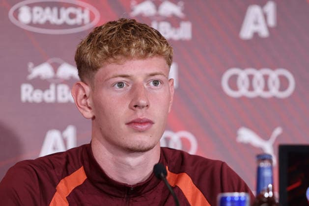 SOCCER - UEFA EL, RBS vs Mjaellby SALZBURG,AUSTRIA,26.AUG.26 - SOCCER - UEFA Europa League, play-off, Red Bull Salzburg vs Mjaellby AIF, preview, press conference, PK, Pressekonferenz RBS. Image shows Valentin Sulzbacher (RBS).  GEPAxpictures xMathiasxMandl