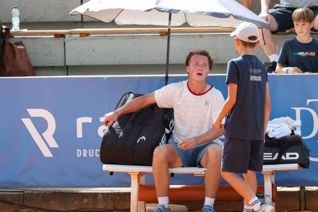 Im Bild: enttaeuschung bei Max Schoenhaus (GER), Max Schoenhaus (GER) vs. Daniel Masur (GER), ATP, Tennis Herren Challenger Schwaben Open, Herren, Einzel, Tennis, Achtelfinale, 26.08.2026 Augsburg Bayern Deutschland