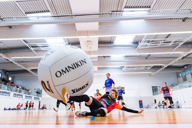 26.08.2026, GER, Kinball Kin-Ball, Frauen Maenner, Saison 26, European Cup 2026 International Open Erfurt Die Erfurter Lachse sind in ihrem ersten Spiel des Turniers auf die TSG Dissen sowie dem TSV Bobingen getroffen. 99089 Erfurt Sporthalle Sportanlage Rieths Thüringen Deutschland *** August 26, 2026, GER, Kinball, Women s and Men s, Season 26, 2026 European Cup International Open Erfurt: The Erfurt Lachse faced TSG Dissen and TSV Bobingen in their first game of the tournament. 99089 Erfurt, Rieths Sports Complex, Thuringia, Germany