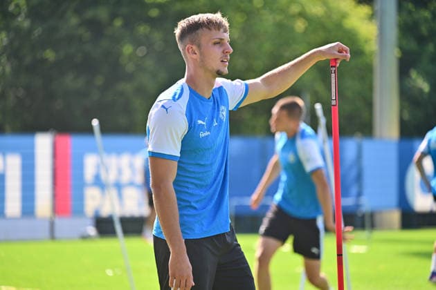 26.08.2026, Fußball, Herren, 2.BL, Saison 2026 2027, Training Holstein Kiel Neuzugang Gyan de Regt Kiel, Projensdorf Projensdorf, Trainigsplatz Schleswig-Holstein Deutschland *** August 26, 2026, Soccer, Men s, 2nd Division, 2026–2027 Season, Holstein Kiel Training: New Signing Gyan de Regt, Kiel, Projensdorf, Projensdorf, Training Field, Schleswig-Holstein, Germany