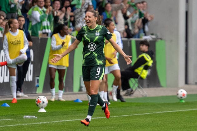Deutschland, Fussball, UEFA, Womens Champions League, Qualifikation, 3. Runde, Hinspiel 2026 2027: VfL Wolfsburg - FC Internazionale Mailand am 26.08. in Wolfsburg (AOK-Stadion): Tor zum 1:0 Lara Prašnikar Prasnikar (VfL Wolfsburg, 9) Jubel, Freude, Torjubel, Emotionen Copyright: xSvenxHeidmannx