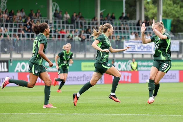 26.08.2026, xgrfx, Fussball UEFA WCL Quali 3.Runde, VfL Wolfsburg - Inter Mailand v.l. Tor, Lara Prasnikar zum 1:0 (VfL Wolfsburg) Wolfsburg