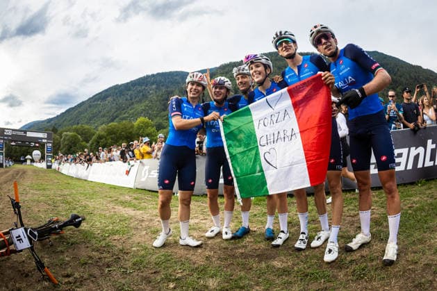 2026 UCI Mountain Bike World Championships Picture by Michal Cerveny SWpix.com - 26 08 2026 - Cycling - 2026 UCI Mountain Bike World Championships - Val di Sole, Trentino, Italy - Mixed Team Relay (XCR) - Juri Zanotti, Paolo Costa, Martina Berta, Giorgia Pellizotti, Valentina Corvi, Fabio Bassignana (Italy) wins to become World Champion Val di Sole Val di Sole Italy Copyright: x xSWpix.comx(t axPhotographyxHubxLtd)xMichalxCerveny SWpix.comx SWP-3030-19649